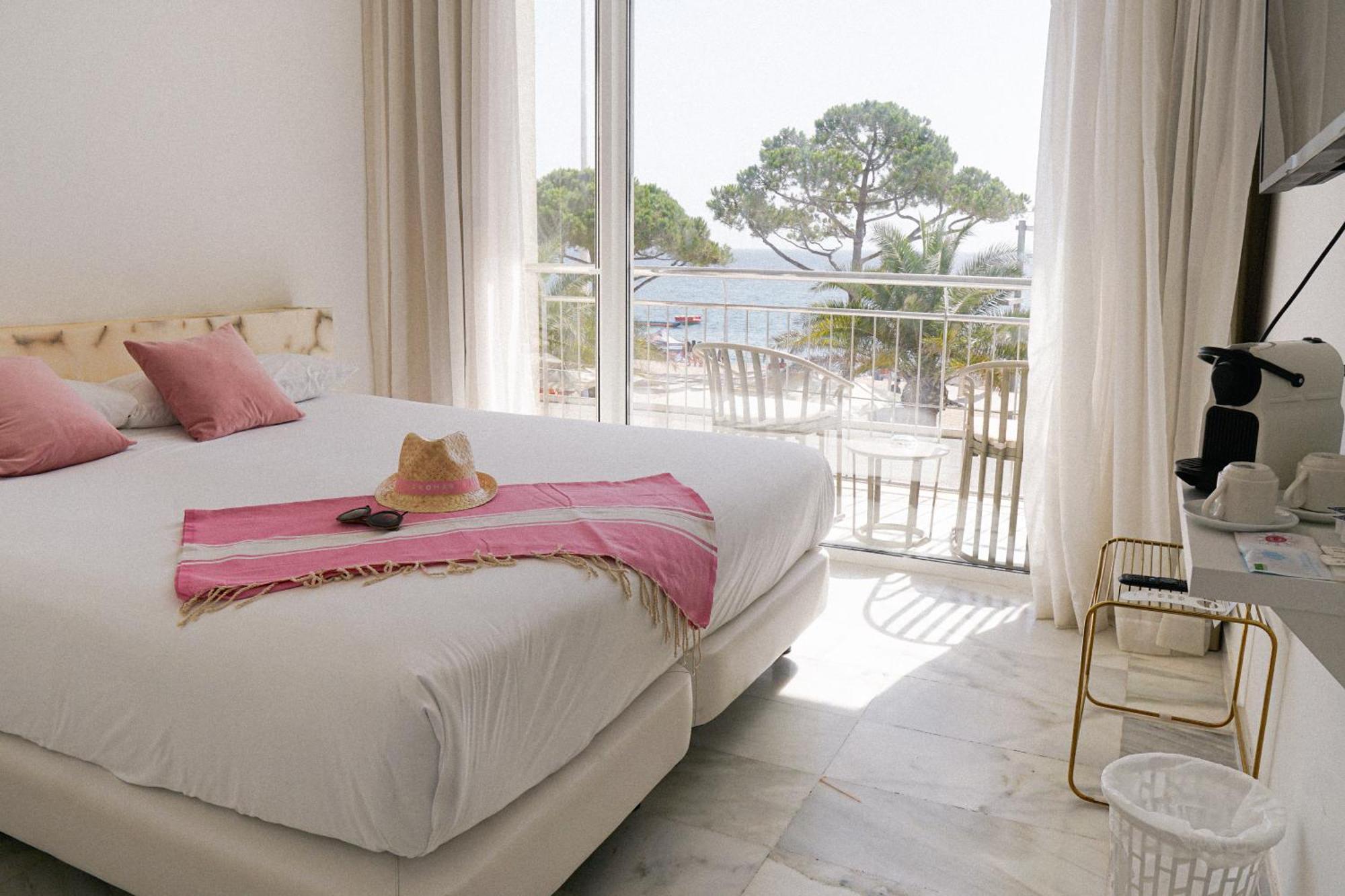 Hotel Aromar Platja d'Aro Oda fotoğraf